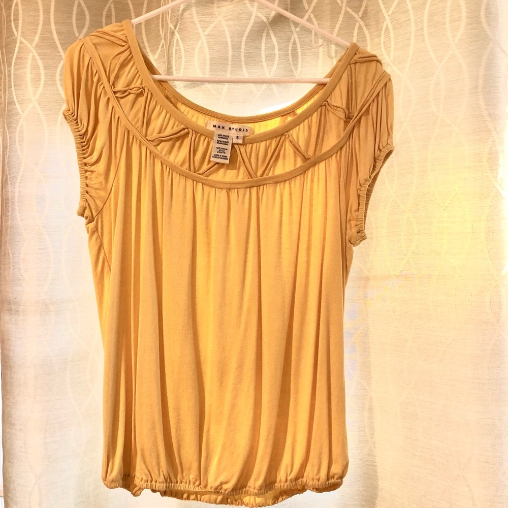 Max Studio yellow top.